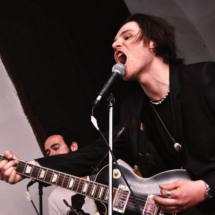 The artist's revenge: singer-songwriter releases an EP of 5 completely silent tracks