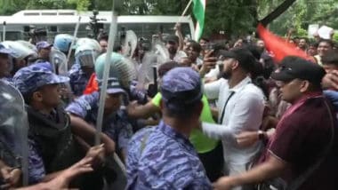 India, esplode la protesta degli scarafaggi contro frodi agli esami