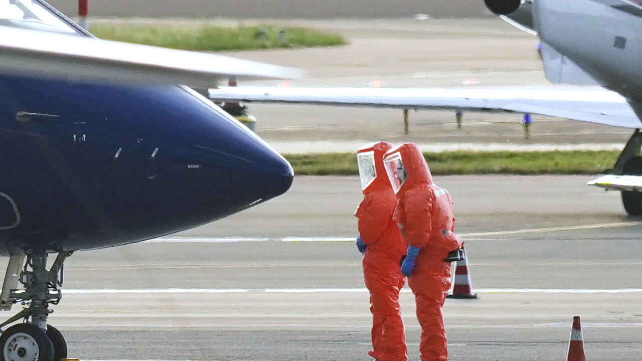 Positivo all'ebola un medico di ritorno a Parigi dal Congo: Su un volo di linea col mal di testa