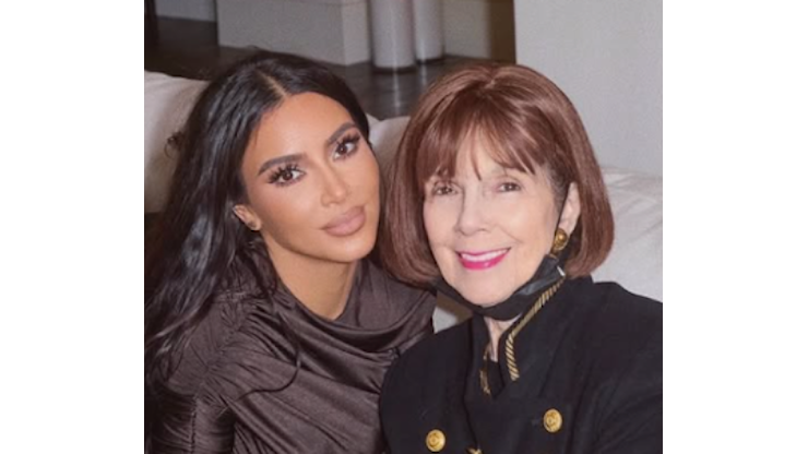 Addio a Mary Jo Campbell, la nonna del clan Kardashian-Jenner: aveva 91 anni - OglioPoNews