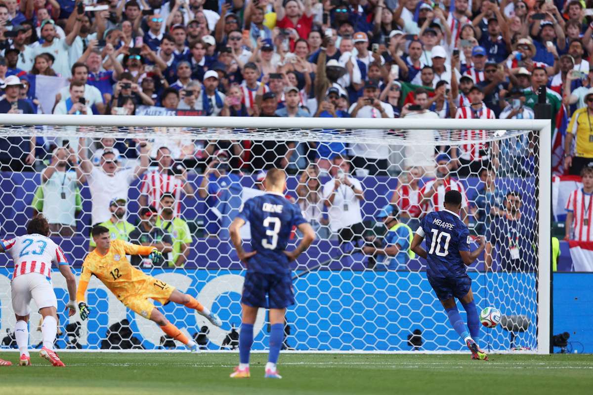 Mondiali, la Francia batte il Paraguay grazie a Mbappé