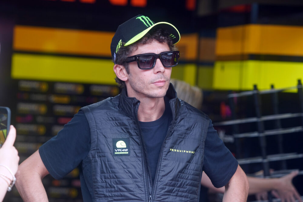 F1, Valentino Rossi preferisce Antonelli alla Ferrari: “Kimi è un talento straordinario”