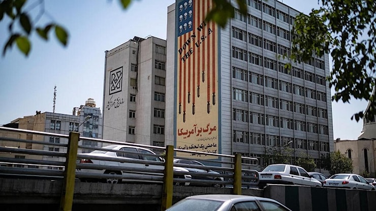 Guerra in Iran, le news di oggi in diretta. Teheran: “Usa attaccano i ponti a Sud, due morti” - la Repubblica