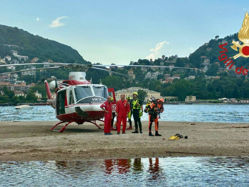 Bambina di 10 anni scompare nel lago di Como al Tempio Voltiano: ricerche in corso