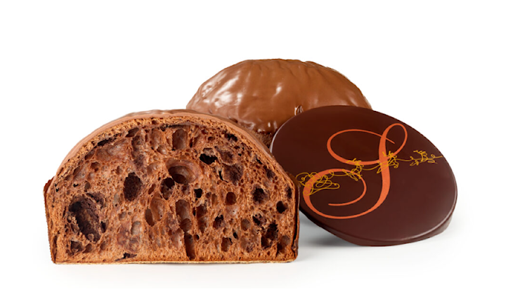 Avete intenzione di comprare un panettone firmato? C'è l'imbarazzo della scelta: ecco quanto costano quelli di Cracco, Bottura, Knam... - Il Fatto Quotidiano