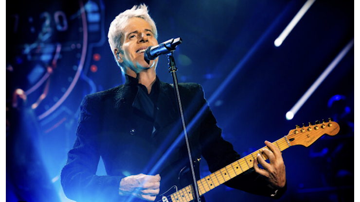 Claudio Baglioni ha la polmonite: stop ai concerti di Pompei, Paestum e Caserta - Metropolisweb