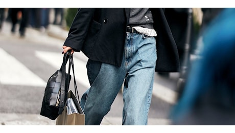 Jeans autunno 2026: le silhouette di tendenza e come abbinarle