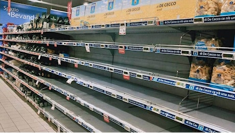 Puglia, le conseguenze della protesta degli autotrasportatori: scaffali vuoti in molti supermercati