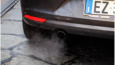 Piemonte, stop al blocco dei diesel Euro 5: via al piano con incentivi e biocarburanti
