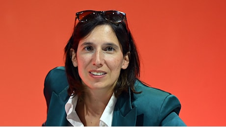 Schlein candidata premier, la sfida: «Con o senza primarie»