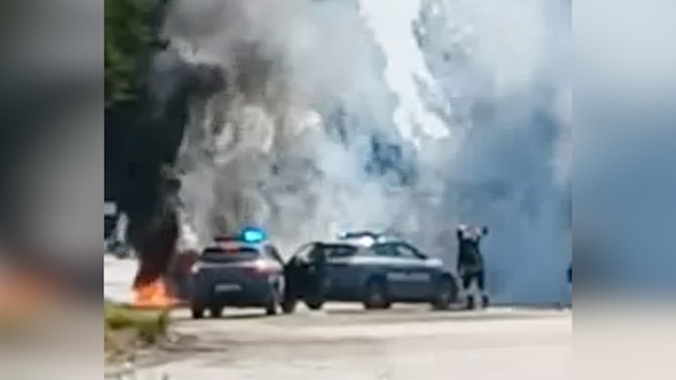 Cerignola, assalto a un portavalori sulla Sp 231: due mezzi in fiamme sulla carreggiata - lanotiziaweb.it
