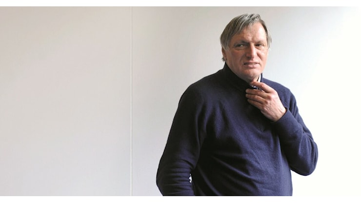 Don Ciotti: Benedire un carro armato è una bestemmia. La croce di dio non è un’arma - Il Fatto Quotidiano