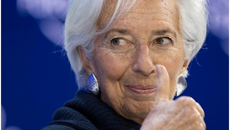 Bce, Lagarde a Sintra: “Basta strumenti straordinari, torniamo alle basi sui tassi”