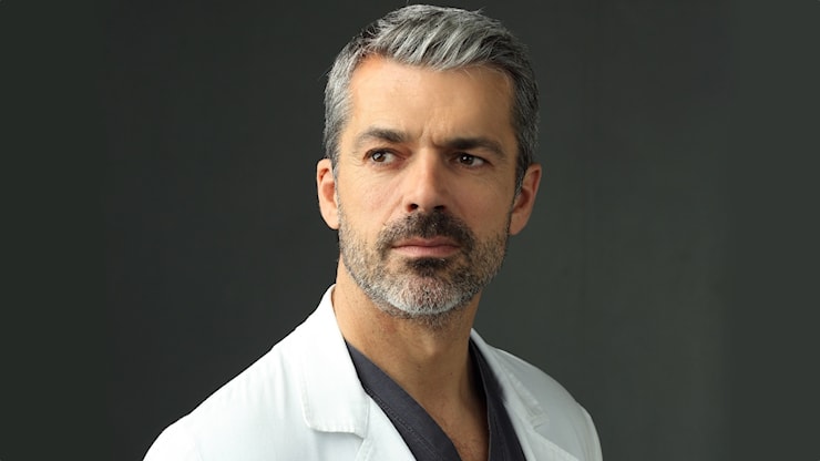 Doc - Nelle tue mani 4: la data ufficiale della messa in onda della serie tv con Luca Argentero su Rai 1 - ComingSoon.it