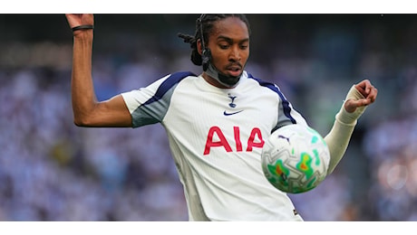 Inter, per la fascia destra spunta Djed Spence: il Tottenham chiede una cifra importante