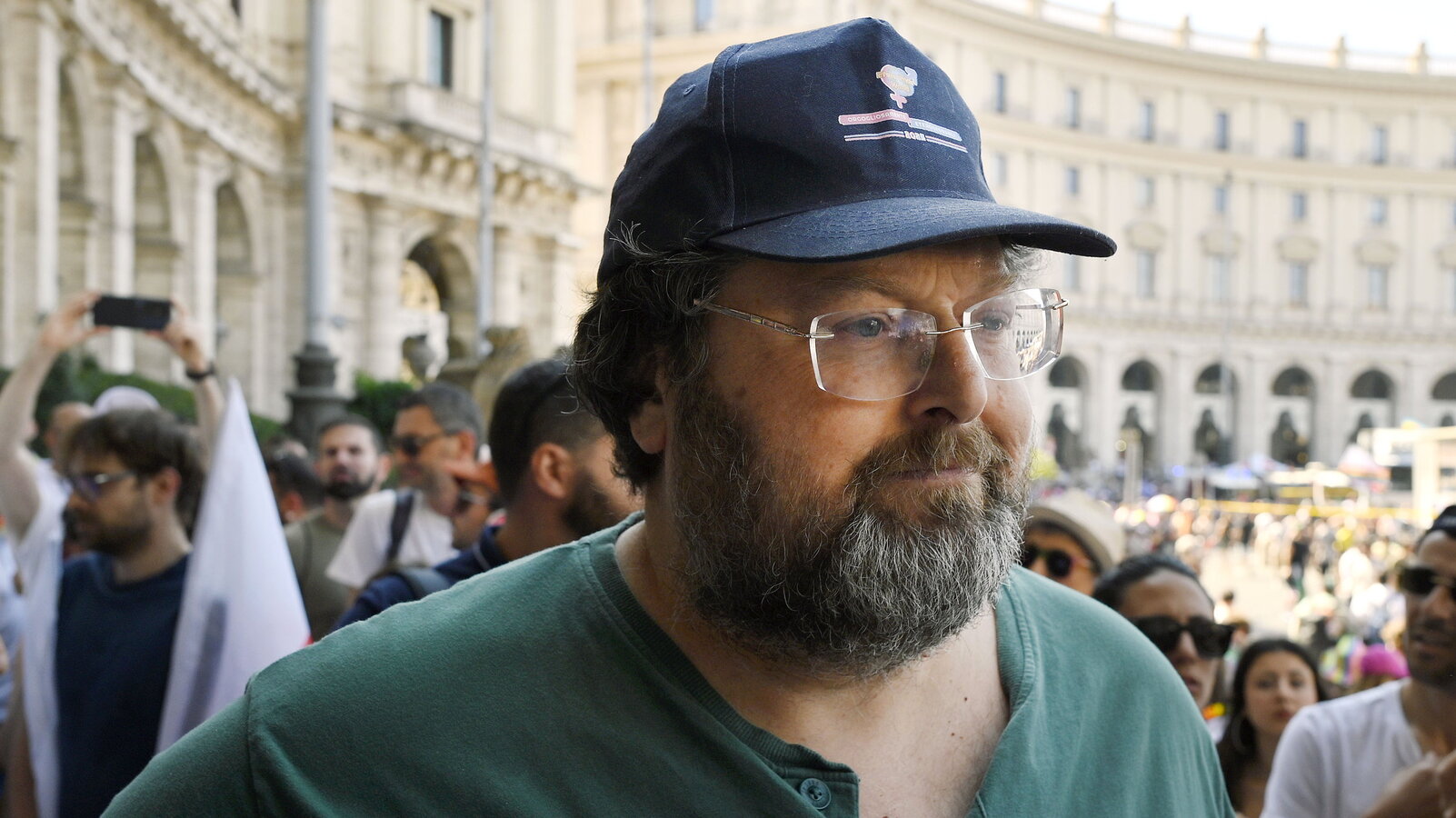 Arrestato Mario Adinolfi: la Procura di Roma contesta truffa ed evasione fiscale