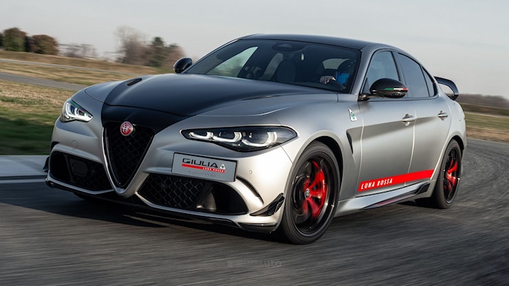 FOTO Alfa Romeo Giulia Quadrifoglio Luna Rossa, carrozzeria, abitacolo e interni, FOTOGALLERY - Newsauto.it