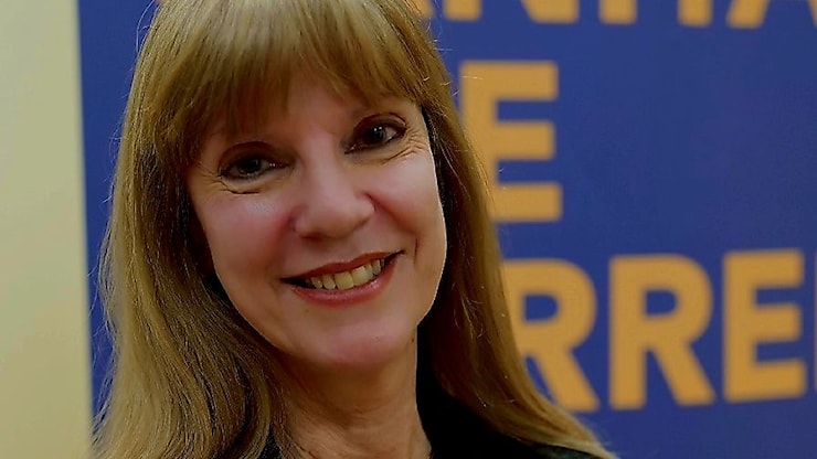 L'epidemiologa Barbara Suligoi: «La pornografia normalizza una visione performativa e rischiosa dei rapporti. In crescita tra le giovani i casi di gonorrea nella faringe. Urgente l'educazione all’affettività e alla salute sessuale a scuola - Vanity Fair Italia