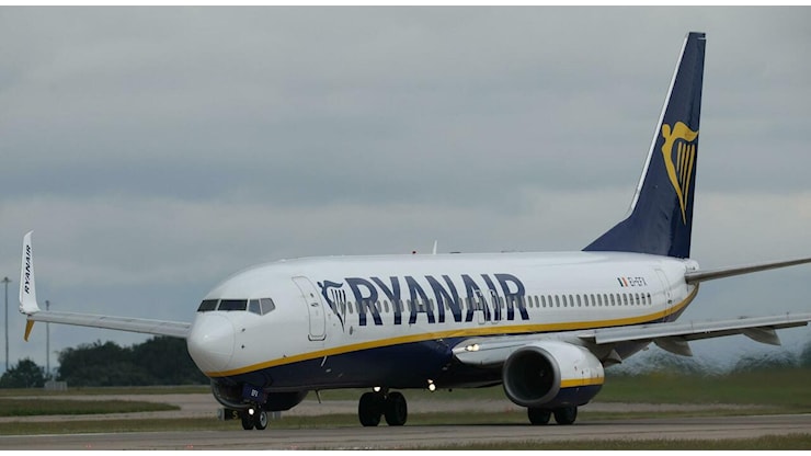 Ryanair, i genitori pagano un supplemento per viaggiare vicino ai figli. L'autorità Gb apre un'indagine: «Tariffa abusiva» - Il Messaggero