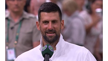 Djokovic batte Auger-Aliassime in cinque ore e vola in semifinale contro Sinner