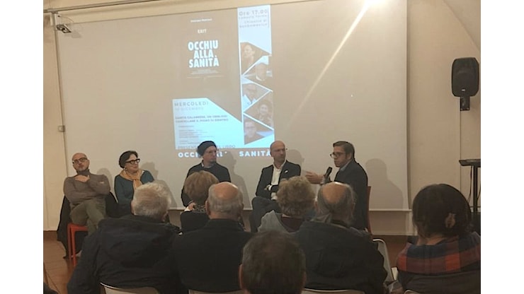 Sanità calabrese. A Lamezia Terme presentato il libro-inchiesta ‘Occhiu alla sanità’ di Emiliano Morrone - Corriere di Lamezia