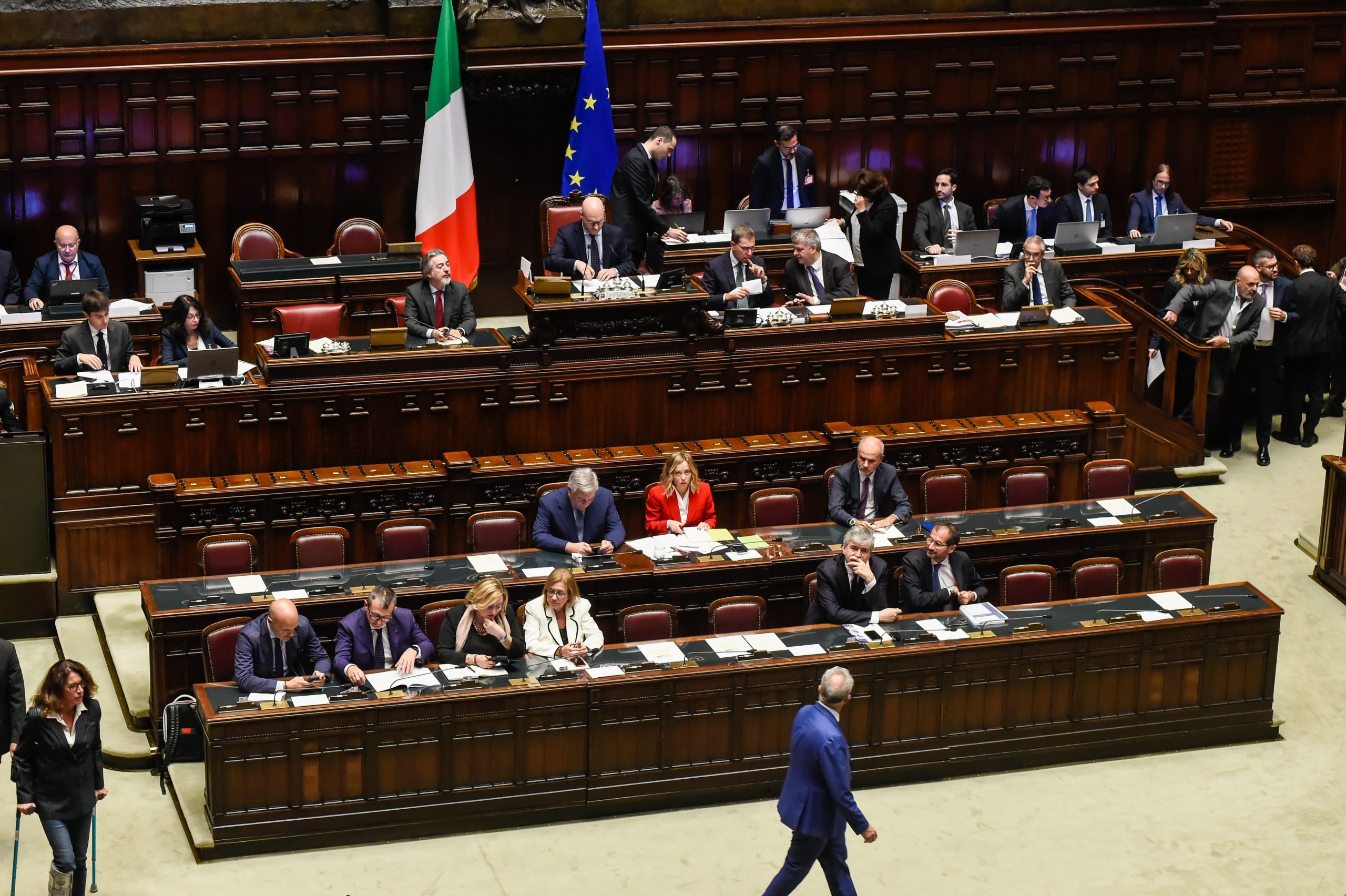 Vertice Nato, Meloni rilancia sugli investimenti nella difesa: il piano vale fino a 18 miliardi