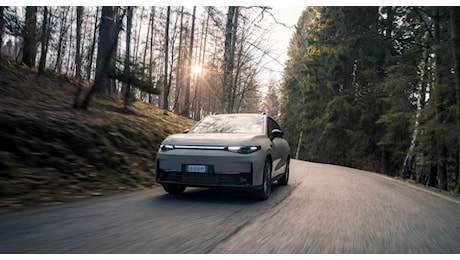 Leapmotor C10 MY27: più potenza, 571 CV e infotainment con ChatGPT
