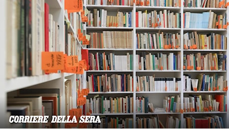Biblioteca Eco a Bologna: inaugurata la collezione da 32mila volumi