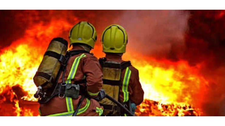 Cina, devastante incendio scoppia in un palazzo: almeno 12 morti e numerosi feriti - Frosinone News