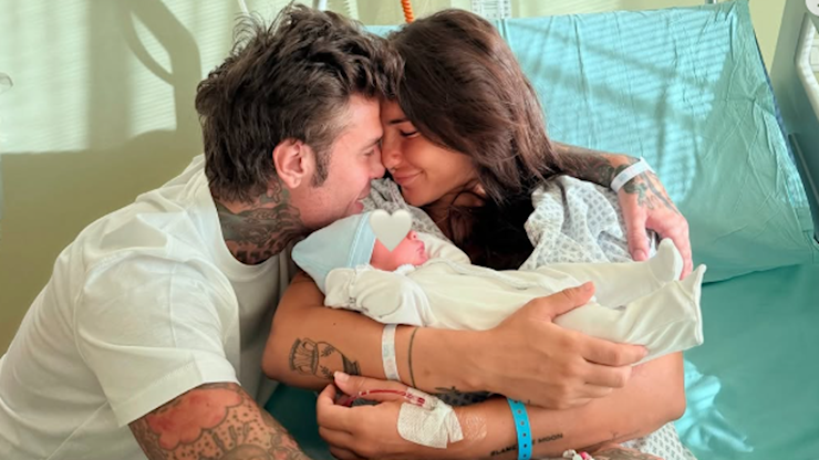Fedez diventa papà per la terza volta: “Una gioia così grande” - La Stampa
