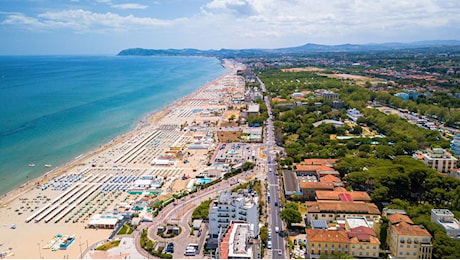 Mare amaro 2026, i prezzi degli stabilimenti balneari salgono ancora: a Alassio una settimana costa 368 euro