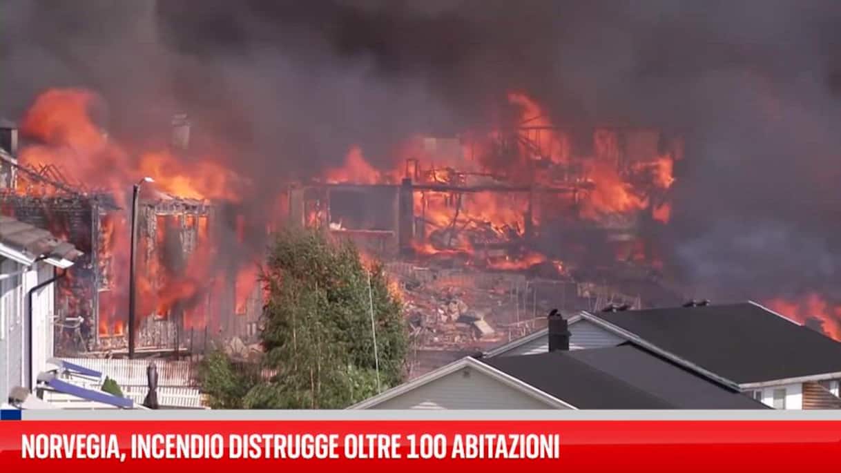 Norvegia, incendio distrugge oltre 100 abitazioni