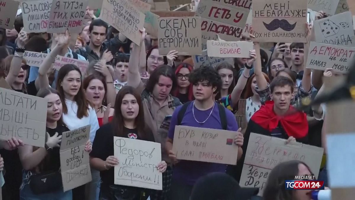 Ucraina, proteste per il licenziamento di Fedorov