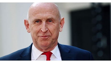 La sorpresa Burnham: John Healey cancelliere dello Scacchiere, l'ex ministro della Difesa al Tesoro