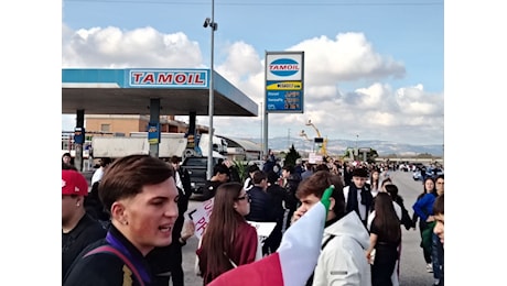 Agricoltori in protesta, il M5S Calabria attacca:Oltre 50 milioni dalla Ue e dalla Regione: quando arriveranno?"
