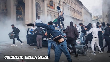 Milano, guerriglia in piazza Duomo: 28 arresti e un milione di danni. La testimonianza: «Così siamo fuggiti dal caos»