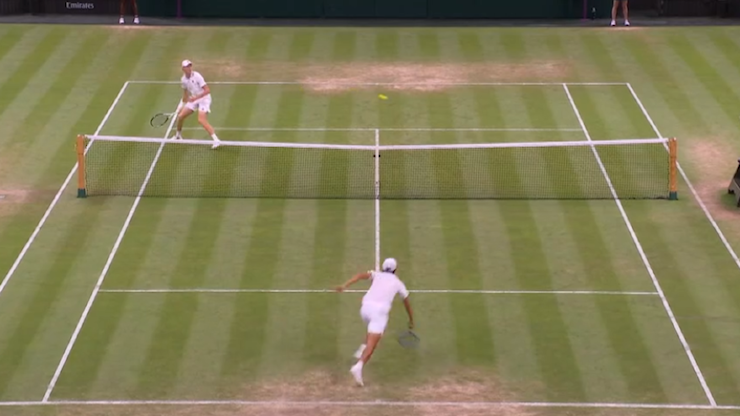 VIDEO Sinner, la volée fa impazzire Wimbledon! Gli highlights della sfida con Mochizuki - La Gazzetta dello Sport