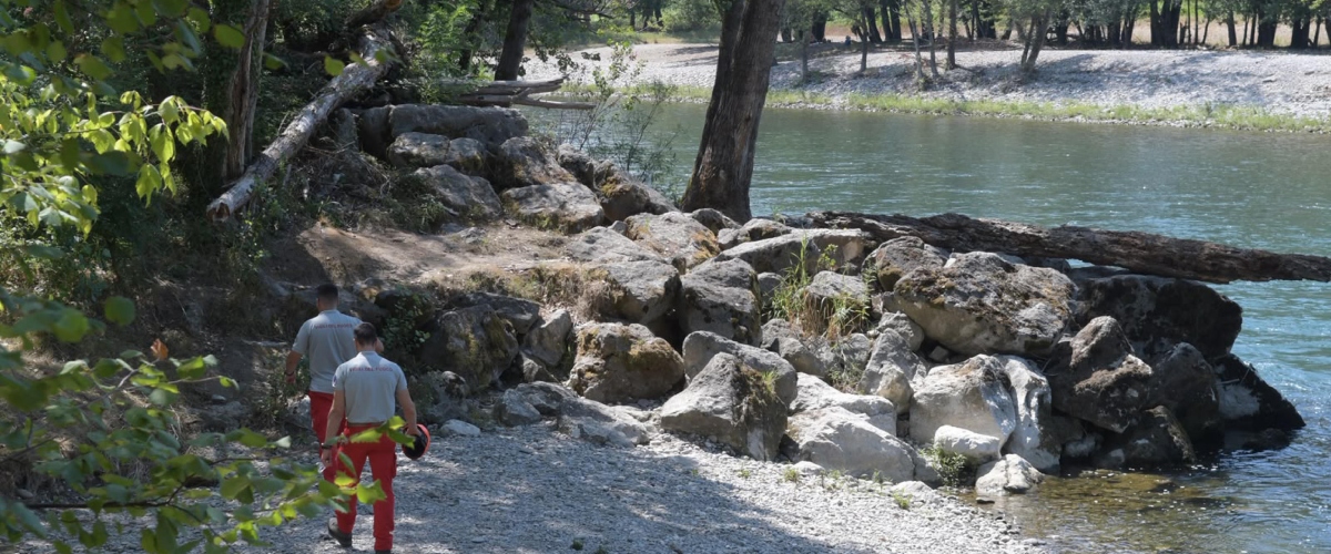 Tragedia nell'Adda, non c'è fine allo strazio: dopo lo zio è morto anche il nipotino di 4 anni che l'uomo ha tentato di salvare