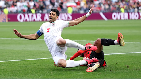 Egitto-Iran 1-1, fischio finale con brivido Var: Salah vola agli ottavi, Australia in arrivo