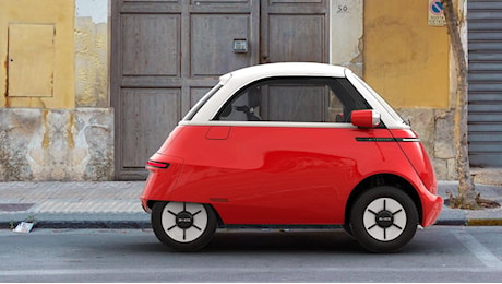 Microlino, la vettura numero 5.000 è una one-off artigianale a La Loggia