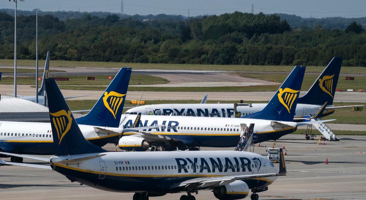 Ryanair, effetto Iran: utili a -34% nel trimestre