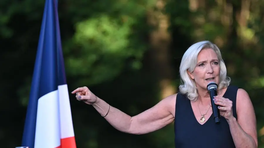 Francia, le presidenziali più calde della storia. Dopo la condanna Le Pen vola nei sondaggi