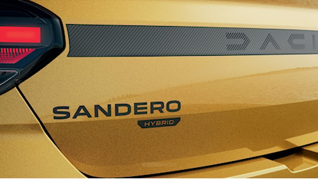 Dacia Sandero Full Hybrid 155, aperti gli ordini: prezzi e novità