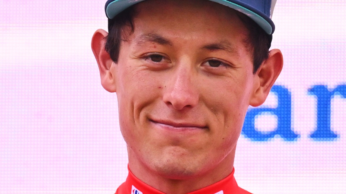 Træen in maglia gialla al Tour 2026: la storia del tumore scoperto col doping