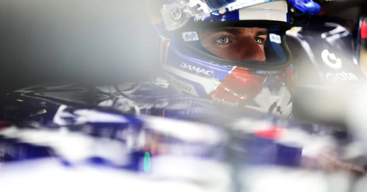 F1. Qualifiche GP Silverstone 2026, Verstappen è 7° dietro Hadjar e attacca la Red Bull: Manca potenza - Formula 1