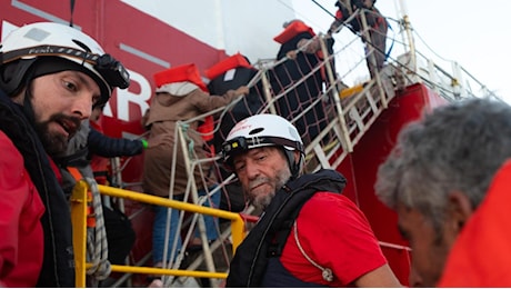 Emergency salva 113 migranti, a bordo della Life Support c’è Soldini