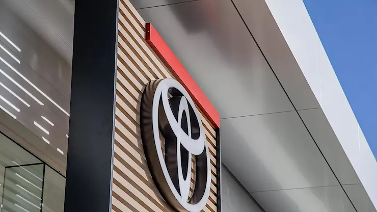 Toyota, l'ad Sato lancia l’allarme sull’auto giapponese: Se non cambiamo, non sopravviveremo - firstonline.info