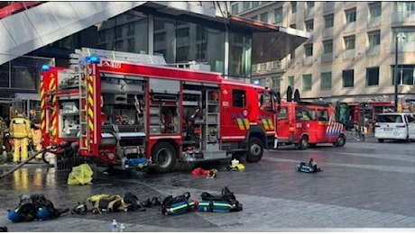 Belgio: incendio nella torre Oxy a Bruxelles, diversi morti e sei dispersi. La diretta video