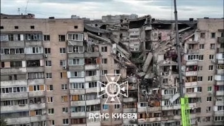 Nato, Rutte: tutti gli alleati facciano la loro parte per sostenere Kiev