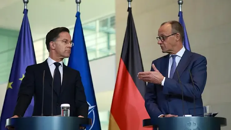 Kiev ora apre sui territori. Zelensky: «Trump vuole il nostro ritiro dal Donbass» - Domani